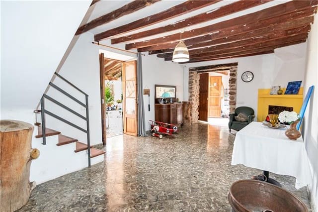 3 slaapkamer Halfvrijstaande villa te koop in Esporles met garage - € 669.000 (Ref: 9459491)