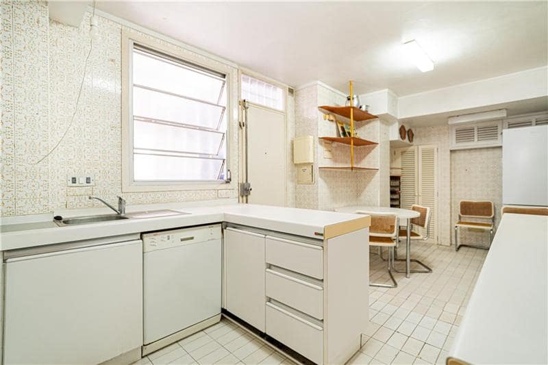 4 bedroom Apartment for sale in Palma de Mallorca with pool garage - € 1,950,000 (Ref: 9468994)