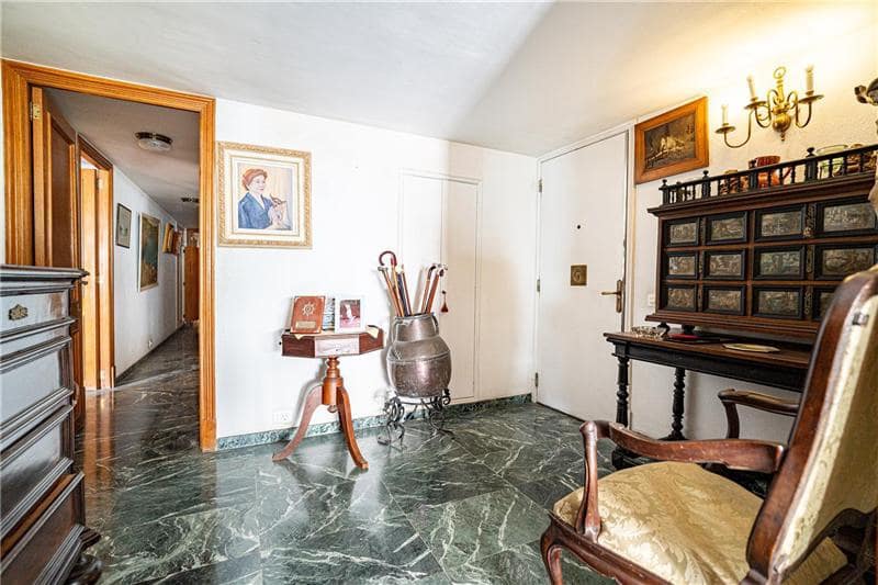 4 bedroom Apartment for sale in Palma de Mallorca with pool garage - € 1,950,000 (Ref: 9468994)