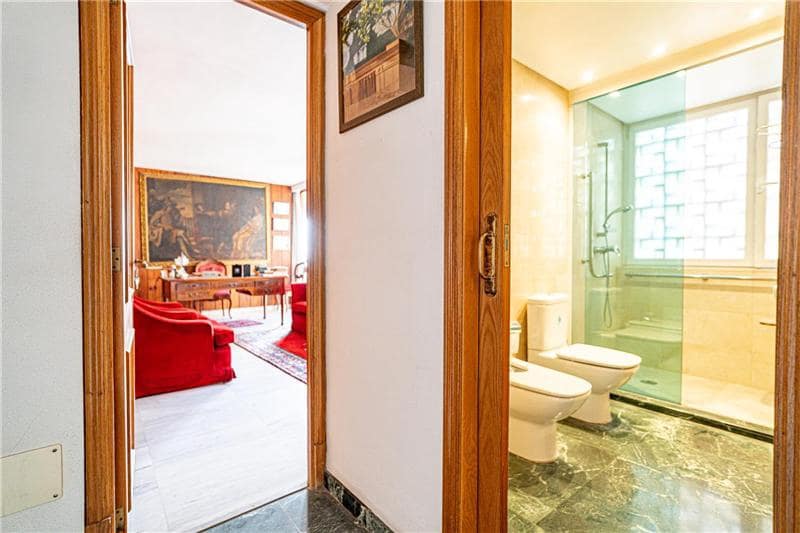 4 bedroom Apartment for sale in Palma de Mallorca with pool garage - € 1,950,000 (Ref: 9468994)