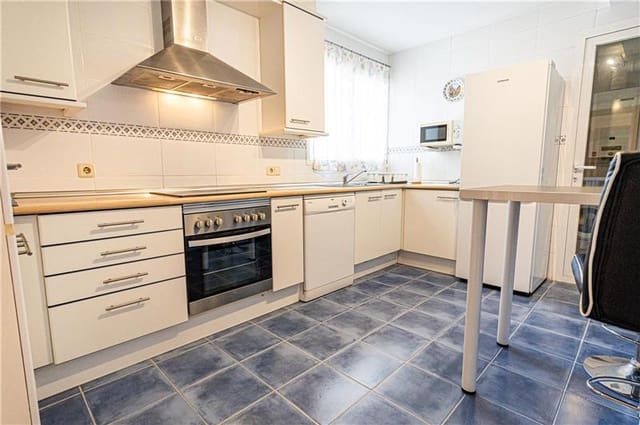 3 bedroom Beach Apartment for sale in Las Maravillas, Palma de Mallorca with pool garage - € 695,000 (Ref: 9502715)