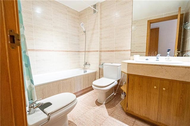 3 bedroom Beach Apartment for sale in Las Maravillas, Palma de Mallorca with pool garage - € 695,000 (Ref: 9502715)