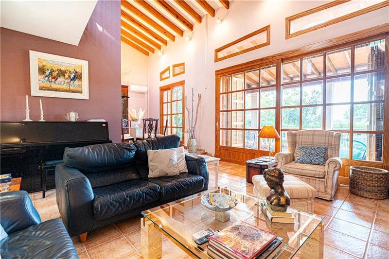 4 Zimmer Villa zu verkaufen in Bunyola mit Pool Garage - 1.250.000 € (Ref: 9502994)