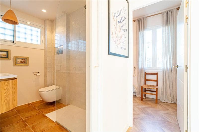 2 bedroom Beach Apartment for sale in Calvia - € 550,000 (Ref: 9509425)