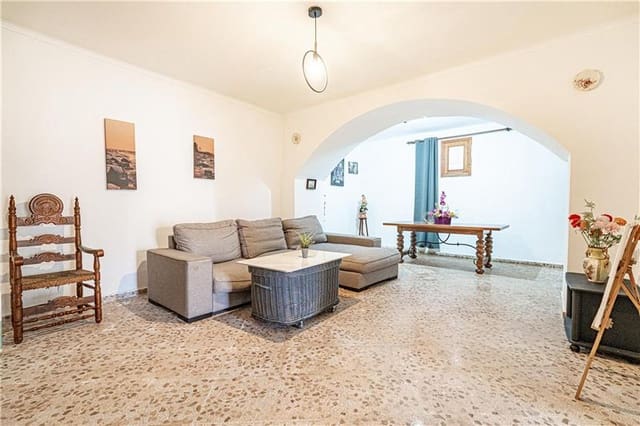 5 sypialnia Dom blizniak na sprzedaż w Petra z garażem - 450 000 € (Ref: 9515872)