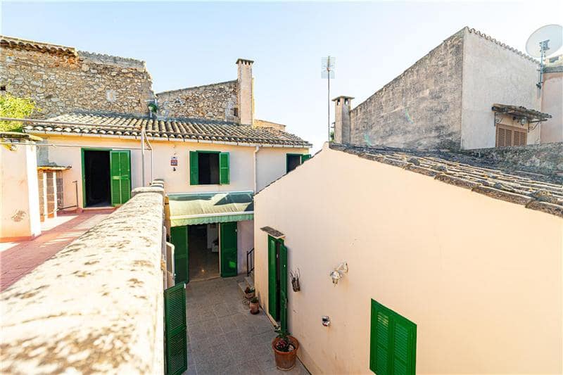 5 sypialnia Dom blizniak na sprzedaż w Petra z garażem - 450 000 € (Ref: 9515872)