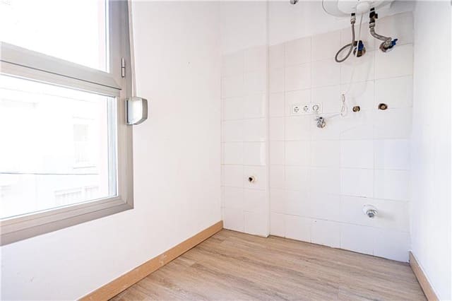 1 soveværelse Strandlejlighed til salg i Es Molinar / El Molinar, Palma de Mallorca - € 395.000 (Ref: 9516315)