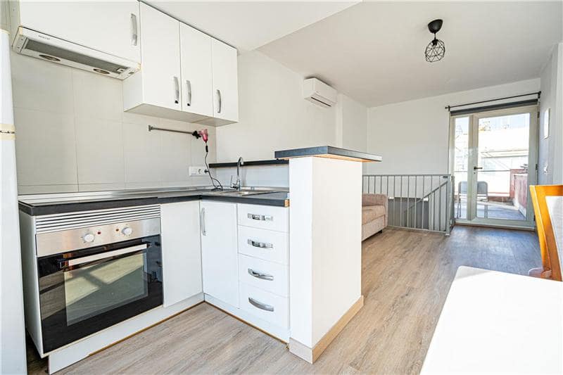 1 soveværelse Strandlejlighed til salg i Palma de Mallorca - € 395.000 (Ref: 9516315)