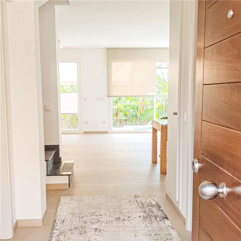 4 soveværelse Semi-Rækkehus til salg i Marratxi med garage - € 849.000 (Ref: 9522793)