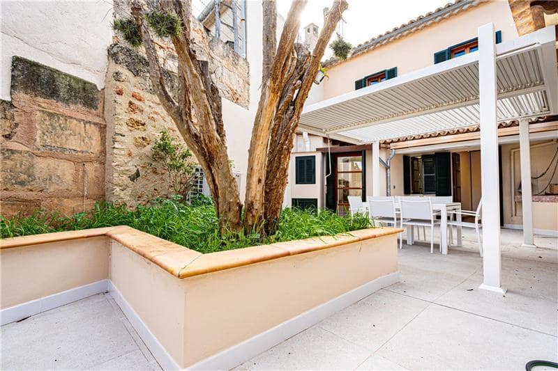 4 bedroom Apartment for sale in Santa Eugenia - € 565,000 (Ref: 9603280)