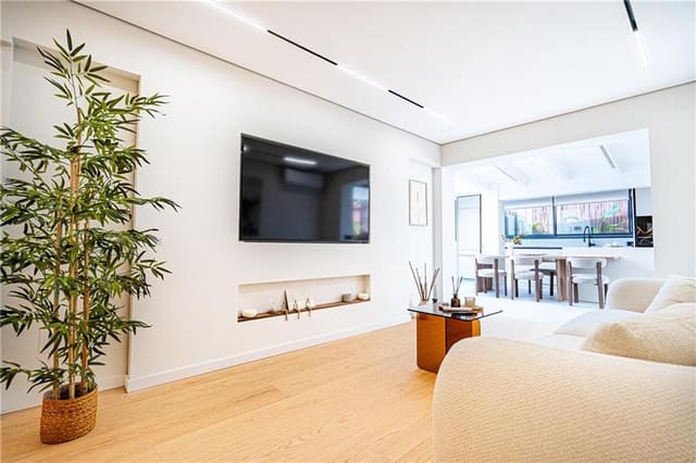 2 bedroom Apartment for sale in Santa Ponsa, Calvià with pool - € 525,000 (Ref: 9606402)