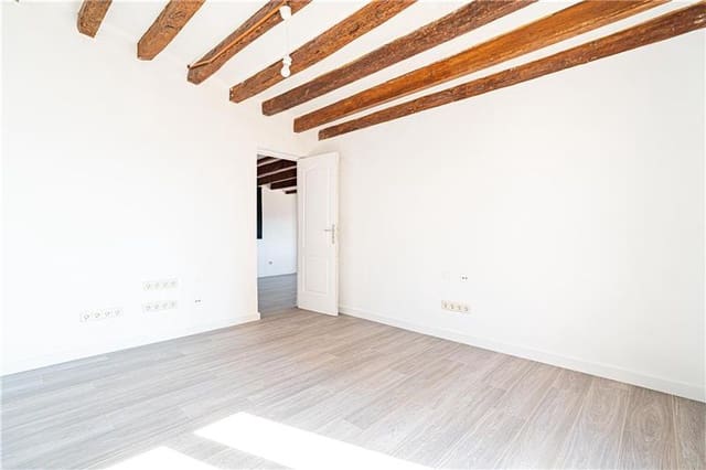 2 makuuhuone Huoneisto myytävänä paikassa Cort, Palma de Mallorca - 280 000 € (Ref: 9656378)