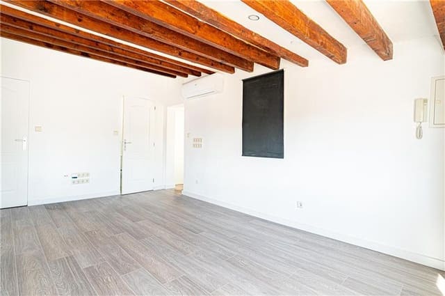 2 makuuhuone Huoneisto myytävänä paikassa Cort, Palma de Mallorca - 280 000 € (Ref: 9656378)