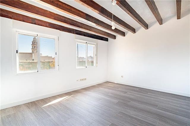 2 makuuhuone Huoneisto myytävänä paikassa Cort, Palma de Mallorca - 280 000 € (Ref: 9656378)