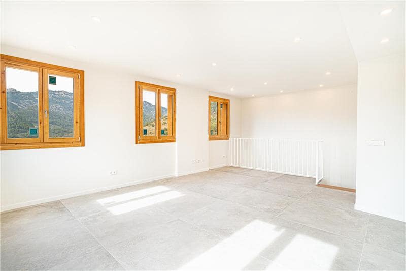 3 bedroom Villa for sale in Bunyola with pool garage - € 849,500 (Ref: 9674809)