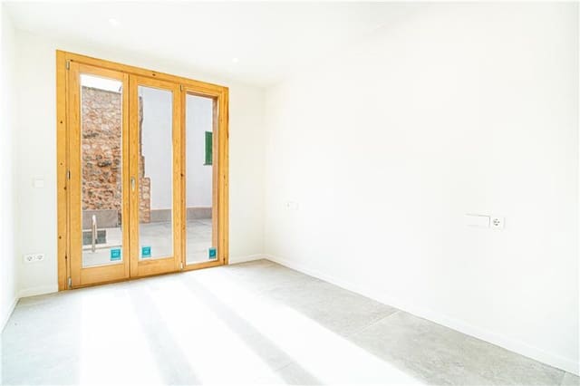 3 bedroom Villa for sale in Bunyola with pool garage - € 849,500 (Ref: 9674809)