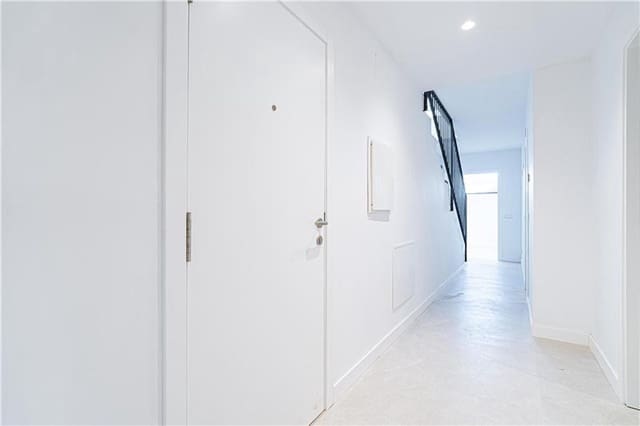 3 camera da letto Villetta a Schiera in vendita in Genova, Palma de Mallorca con piscina garage - 1.800.000 € (Rif: 9675056)