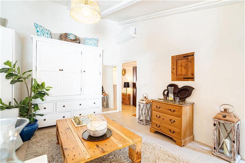 Chalet de 4 habitaciones en Sóller en venta - 950.000 € (Ref: 9687587)