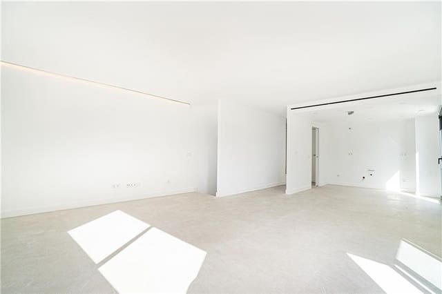 2 sypialnia Willa na sprzedaż w Genova, Palma de Mallorca z basenem garażem - 950 000 € (Ref: 9688535)