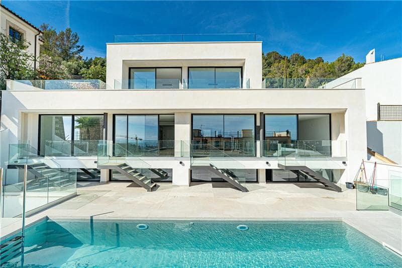 2 bedroom Villa for sale in Palma de Mallorca with pool garage - € 950,000 (Ref: 9688535)