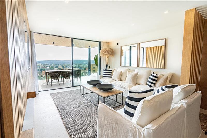 4 sypialnia Penthouse na sprzedaż w Calvia z basenem garażem - 2 820 000 € (Ref: 9691588)