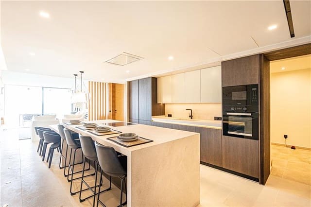 4 sypialnia Penthouse na sprzedaż w Santa Ponsa, Calvià z basenem garażem - 2 820 000 € (Ref: 9691588)