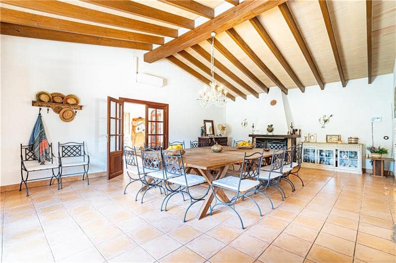7 bedroom Finca/Country House for sale in Algaida with pool garage - € 3,400,000 (Ref: 9707795)