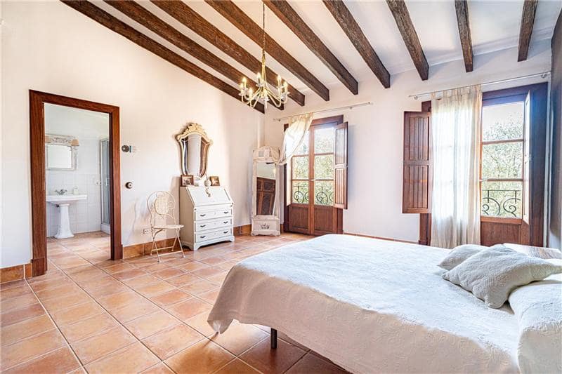 7 bedroom Finca/Country House for sale in Algaida with pool garage - € 3,400,000 (Ref: 9707795)