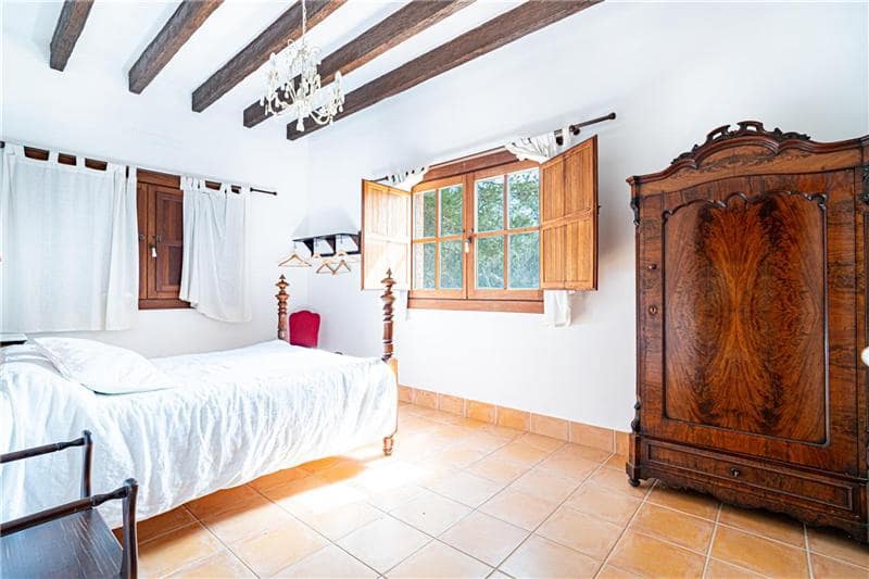 7 bedroom Finca/Country House for sale in Algaida with pool garage - € 3,400,000 (Ref: 9707795)