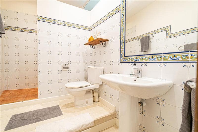 2 bedroom Apartment for sale in Palma de Mallorca - € 995,000 (Ref: 9748431)