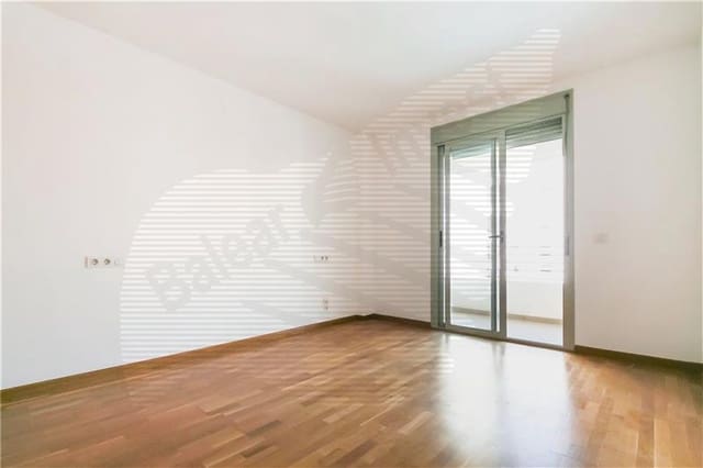 3 soverom Leilighet til salgs i El Terreno, Palma de Mallorca med svømmebasseng garasje - € 750 000 (Ref: 9759556)