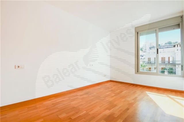 3 soverom Leilighet til salgs i El Terreno, Palma de Mallorca med svømmebasseng garasje - € 750 000 (Ref: 9759556)