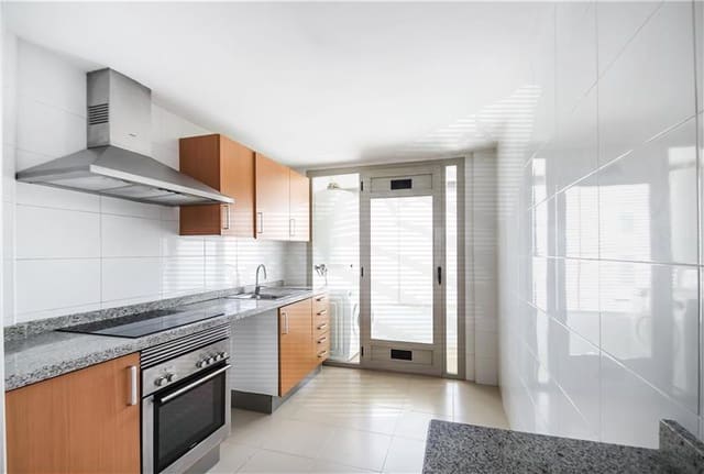 3 soverom Leilighet til salgs i El Terreno, Palma de Mallorca med svømmebasseng garasje - € 750 000 (Ref: 9759556)