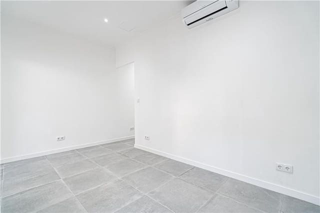 2 soveværelse Lejlighed til salg i Santa Catalina, Palma de Mallorca - € 485.000 (Ref: 9770949)