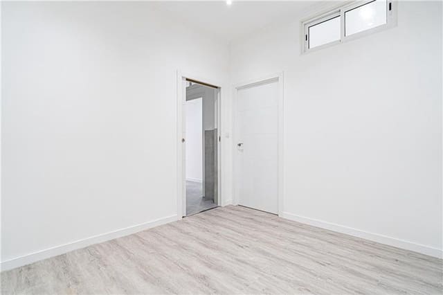 2 soveværelse Lejlighed til salg i Santa Catalina, Palma de Mallorca - € 485.000 (Ref: 9770949)