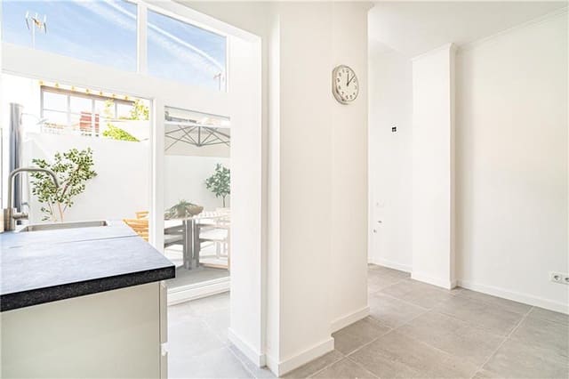 2 soveværelse Lejlighed til salg i Santa Catalina, Palma de Mallorca - € 485.000 (Ref: 9770949)