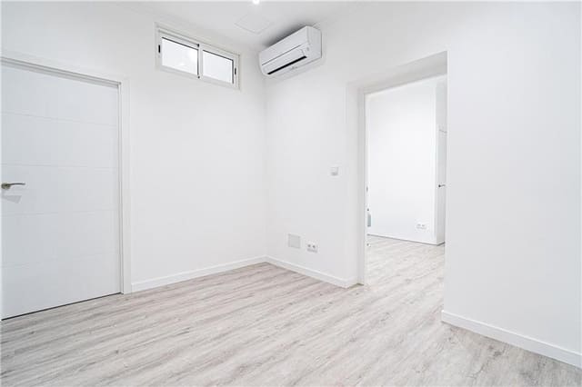 2 soveværelse Lejlighed til salg i Santa Catalina, Palma de Mallorca - € 485.000 (Ref: 9770949)