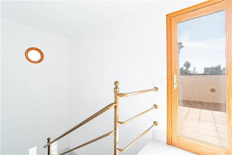 5 quarto Moradia para venda em Ses Salines com garagem - 1 350 000 € (Ref: 9805300)