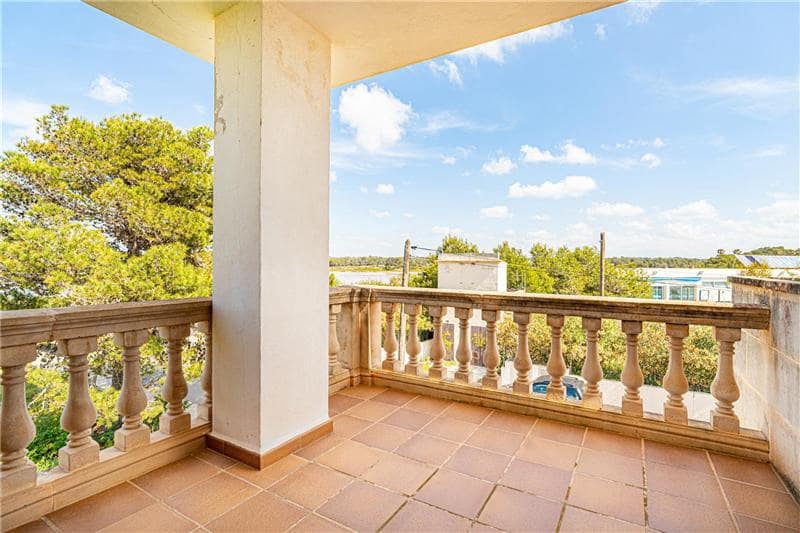 5 quarto Moradia para venda em Ses Salines com garagem - 1 350 000 € (Ref: 9805300)