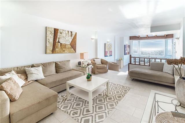 3 bedroom Beach Apartment for sale in Santa Ponsa, Calvià with pool garage - € 1,475,000 (Ref: 9809889)