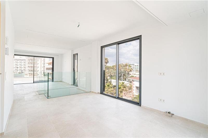 Ático de 2 habitaciones en Palma de Mallorca en venta con piscina garaje - 1.675.000 € (Ref: 9829729)