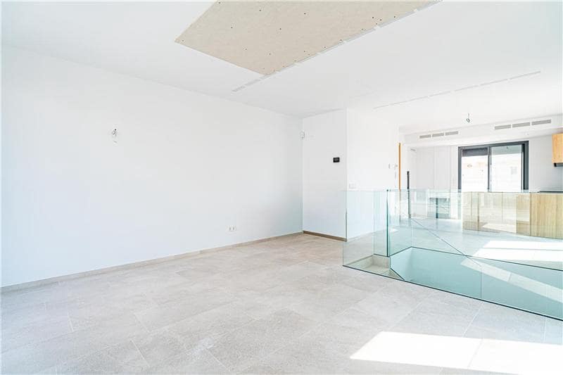 Ático de 2 habitaciones en Palma de Mallorca en venta con piscina garaje - 1.675.000 € (Ref: 9829729)