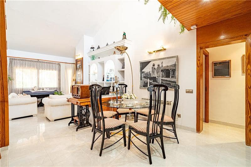4 Zimmer Villa zu verkaufen in Calvia mit Pool Garage - 2.450.000 € (Ref: 9832104)