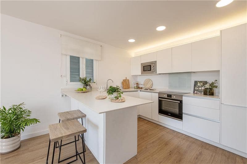 3 slaapkamer Penthouse te koop in Palma de Mallorca - € 740.000 (Ref: 9832307)