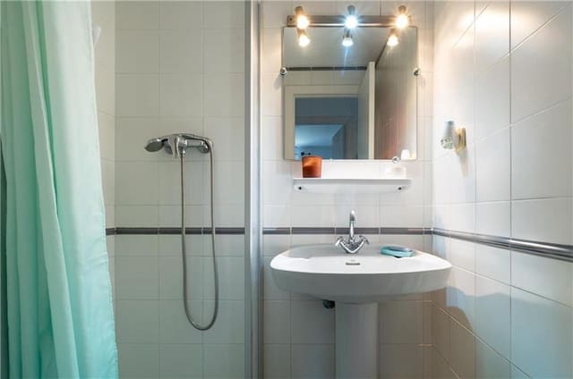 2 camera da letto Appartamento sulla Spiaggia in vendita in Capdepera con piscina garage - 425.000 € (Rif: 9841350)