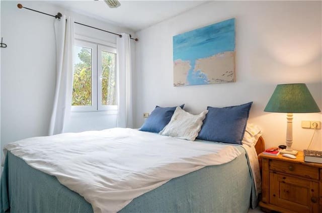 2 camera da letto Appartamento sulla Spiaggia in vendita in Capdepera con piscina garage - 425.000 € (Rif: 9841350)