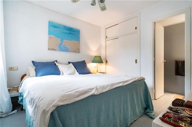 2 camera da letto Appartamento sulla Spiaggia in vendita in Capdepera con piscina garage - 425.000 € (Rif: 9841350)