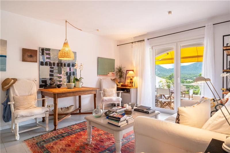 2 bedroom Beach Apartment for sale in Capdepera with pool garage - € 425,000 (Ref: 9841350)