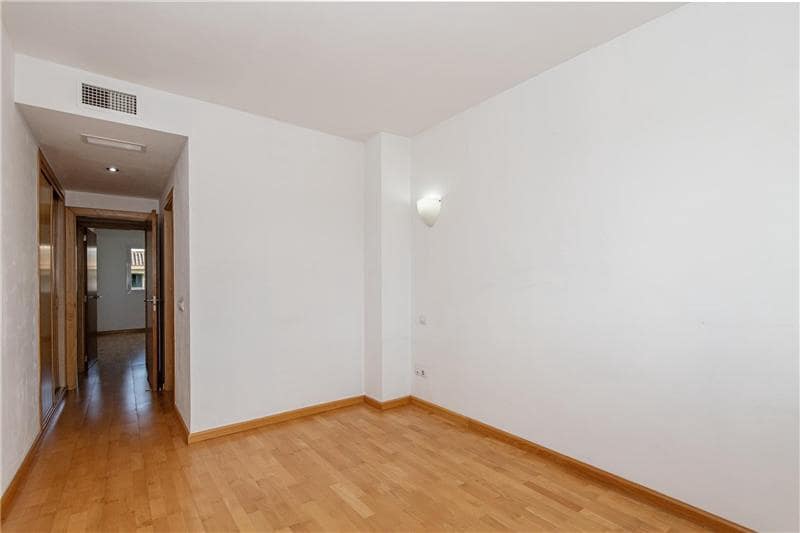 3 quarto Penthouse para venda em Palma de Mallorca com piscina garagem - 645 000 € (Ref: 9844336)