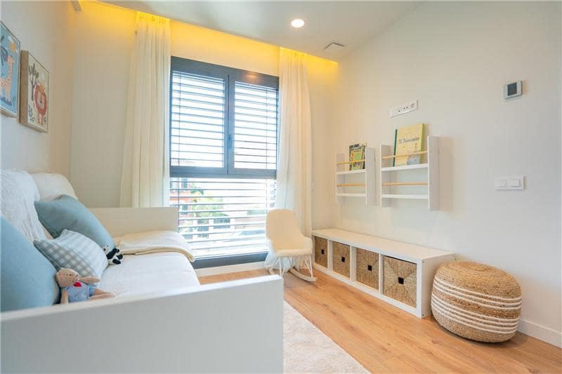 4 sypialnia Willa na sprzedaż w Palma de Mallorca z basenem garażem - 1 045 000 € (Ref: 9852063)